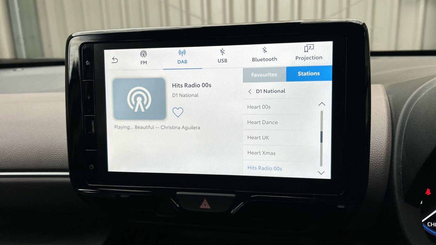 Used Toyota Yaris Cross 2023 for sale - 76562330: Photo 28