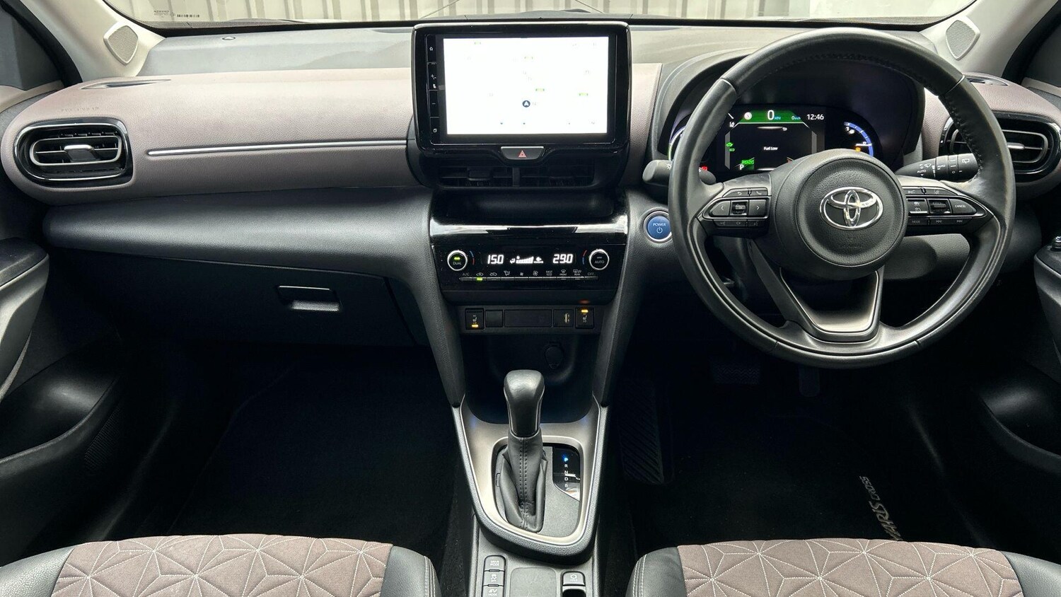 Used Toyota Yaris Cross 2023 for sale - 76562330: Photo 9