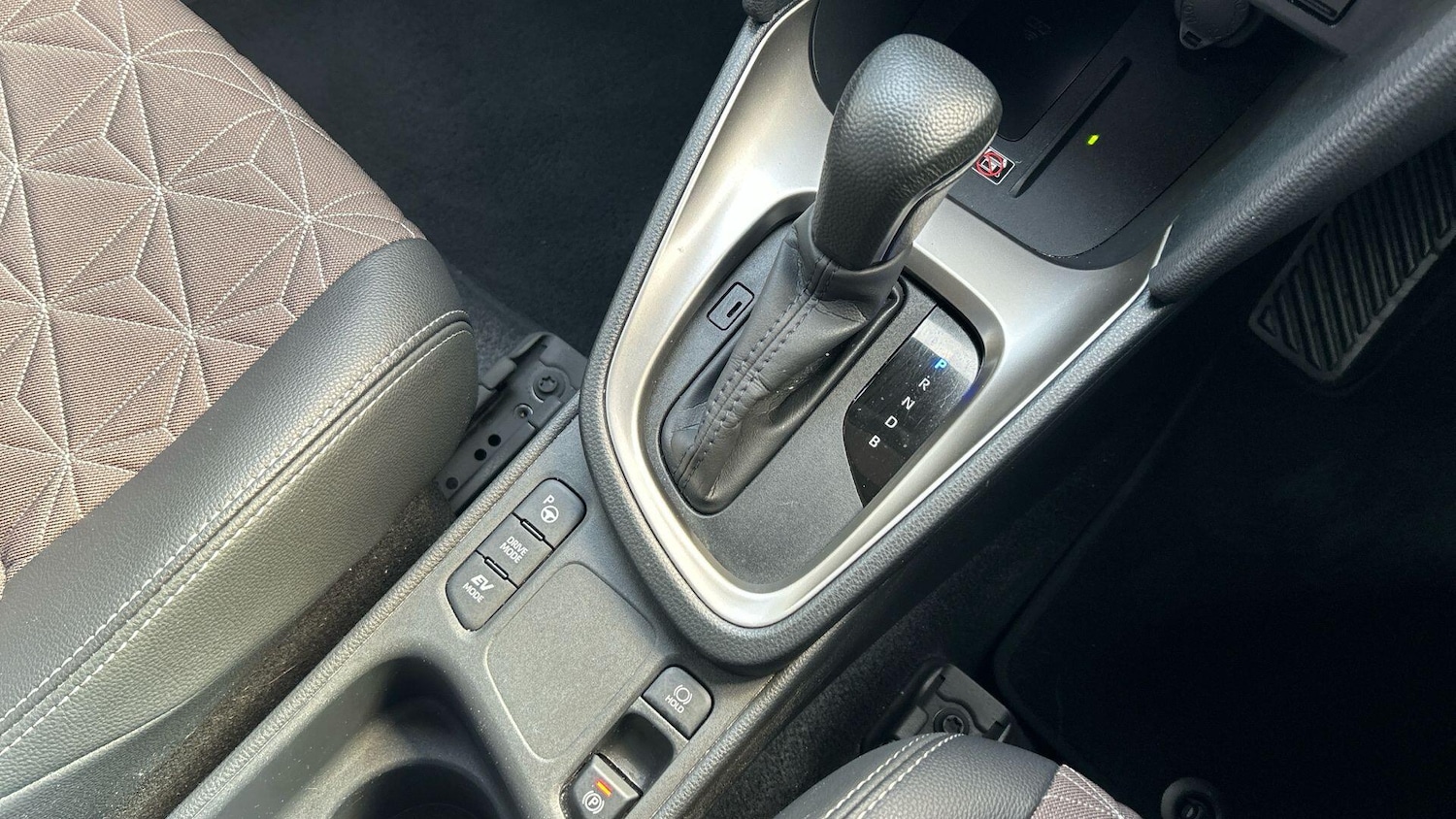 Used Toyota Yaris Cross 2024 for sale - 78184427: Photo 34