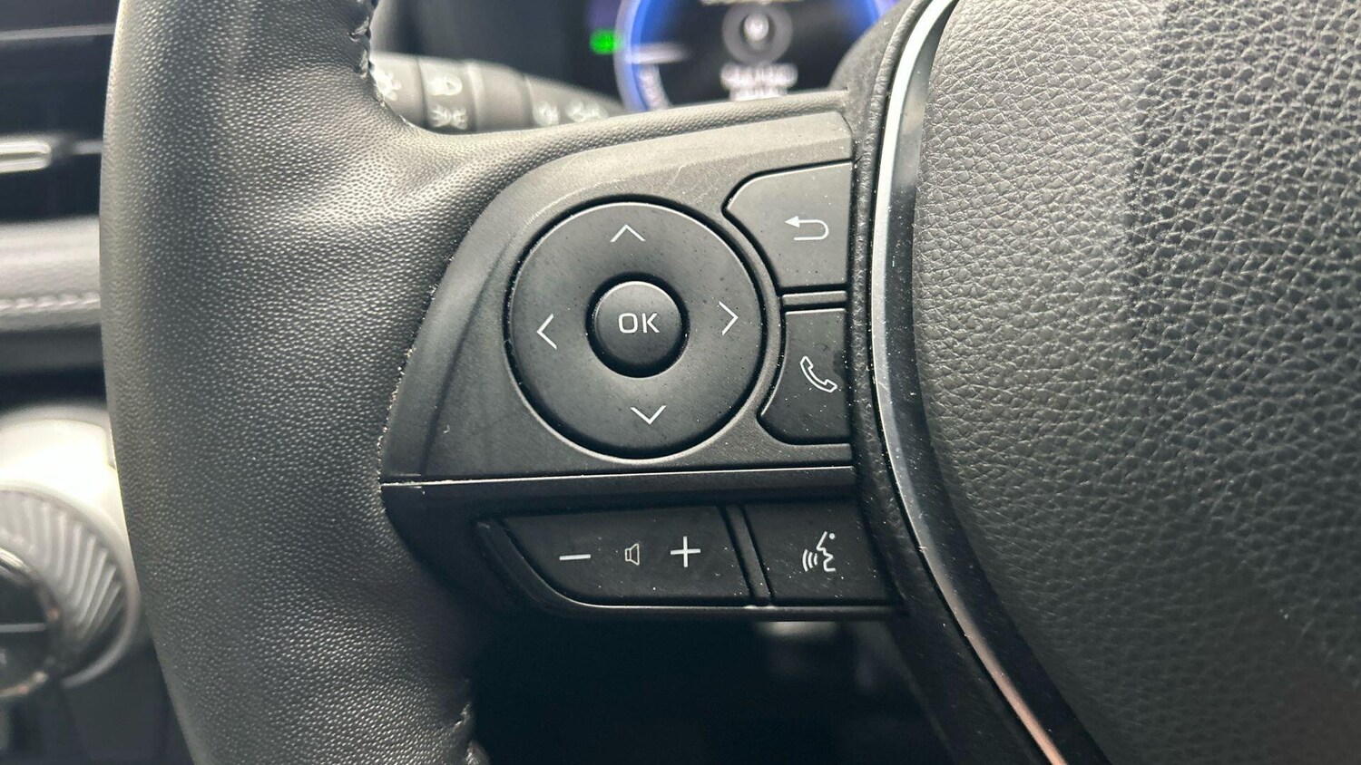 Used Toyota RAV4 2023 for sale - 78020044: Photo 36