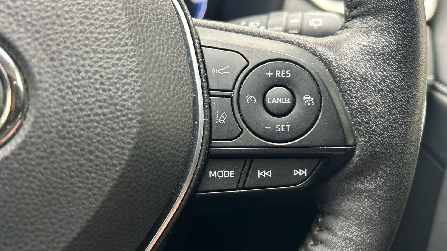 Used Toyota RAV4 2023 for sale - 78020044: Photo 37