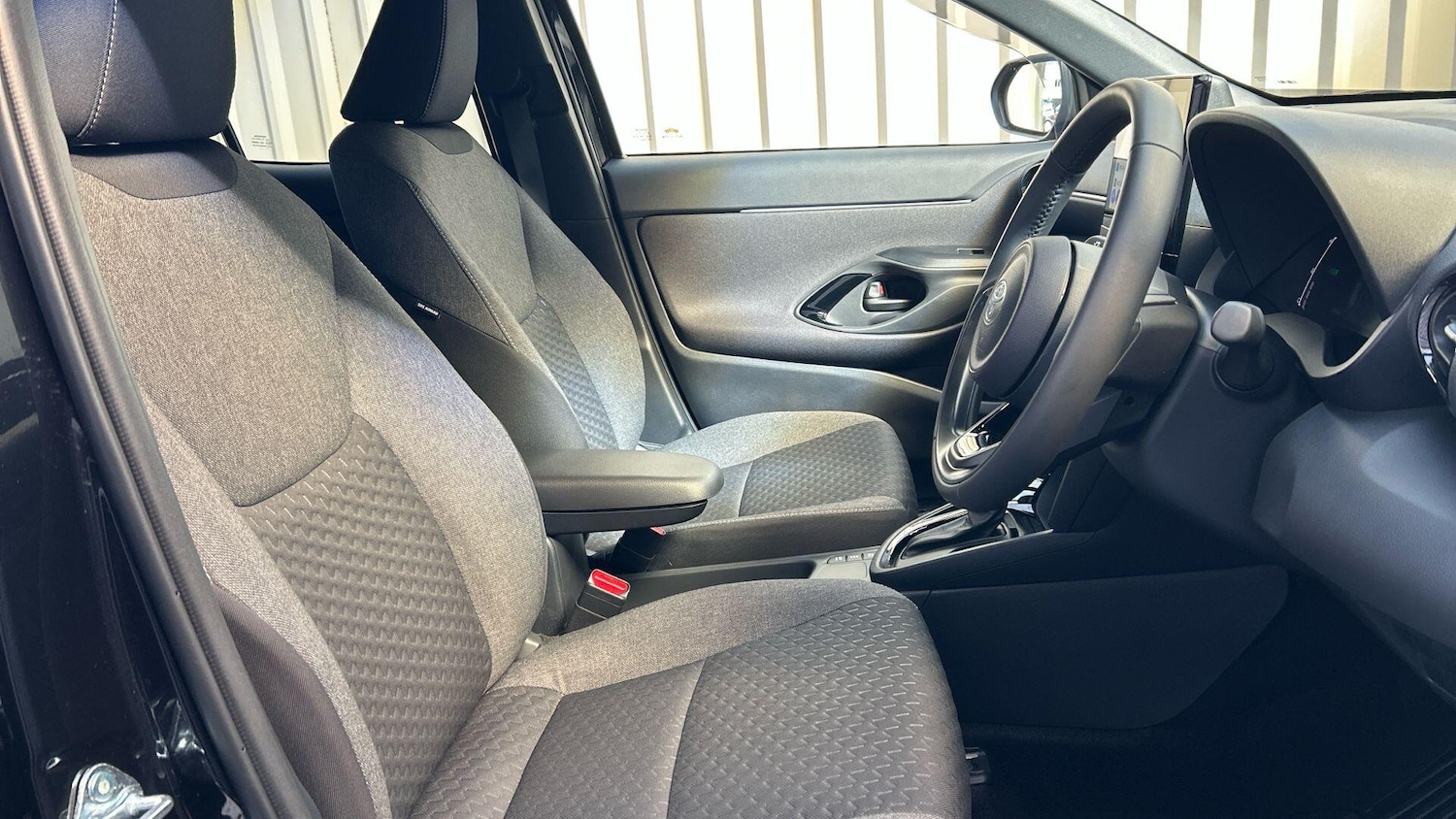 Used Toyota Yaris Cross 2025 for sale - 78019401: Photo 15