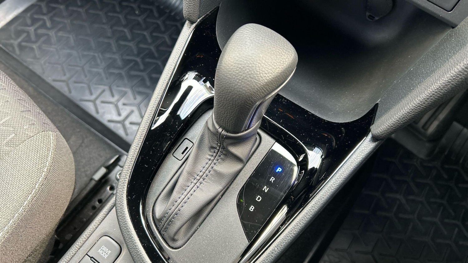 Used Toyota Yaris Cross 2025 for sale - 78019401: Photo 31