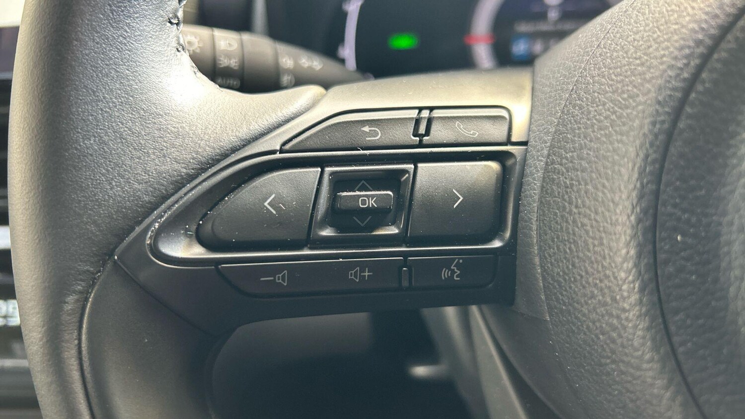 Used Toyota Yaris Cross 2025 for sale - 78019401: Photo 34