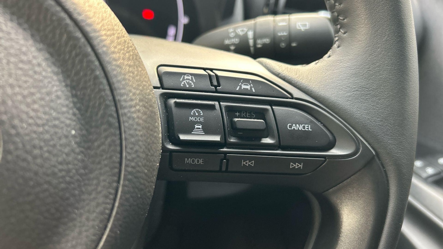 Used Toyota Yaris Cross 2025 for sale - 78019401: Photo 35