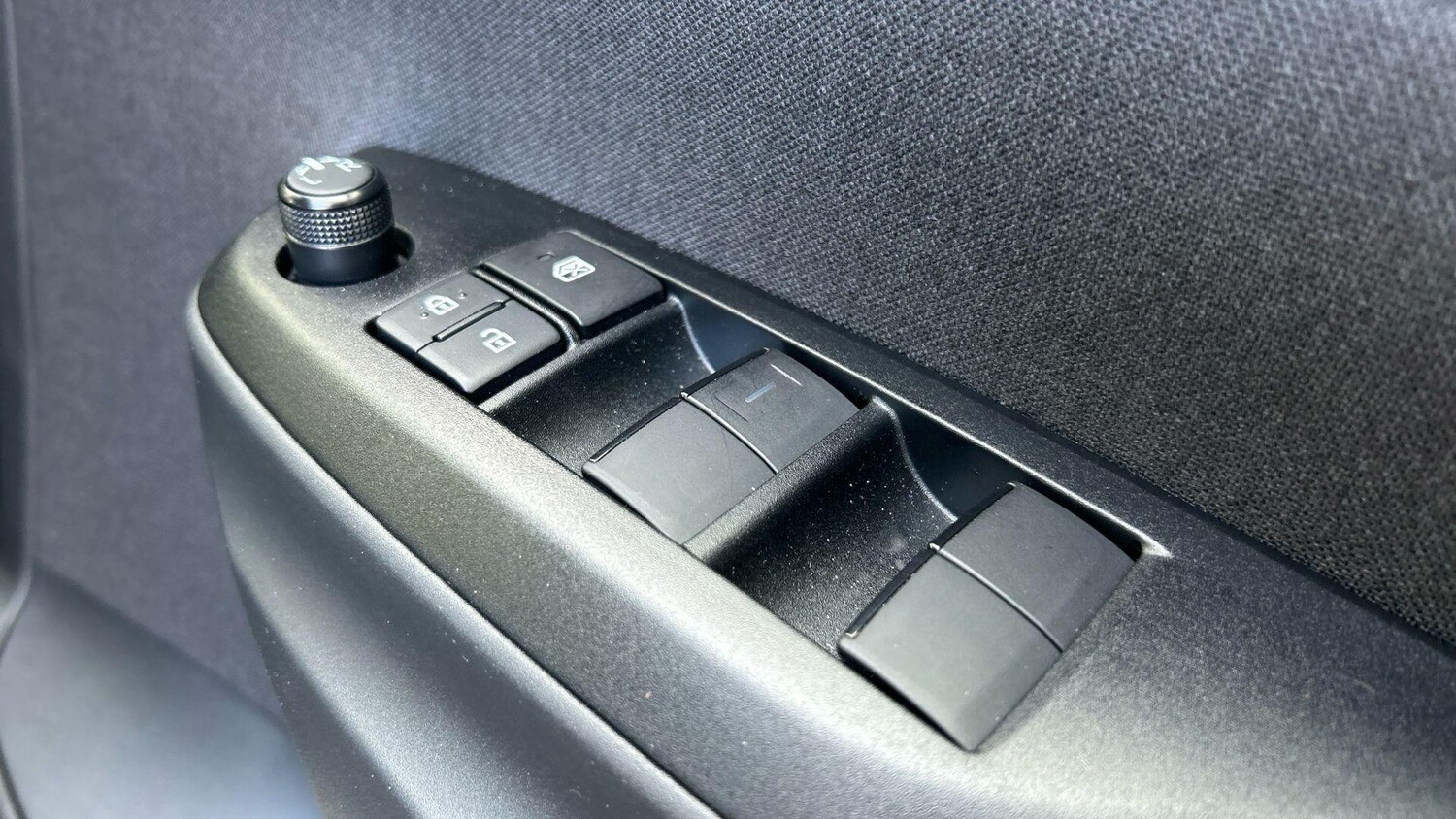 Used Toyota Yaris Cross 2025 for sale - 78019401: Photo 37