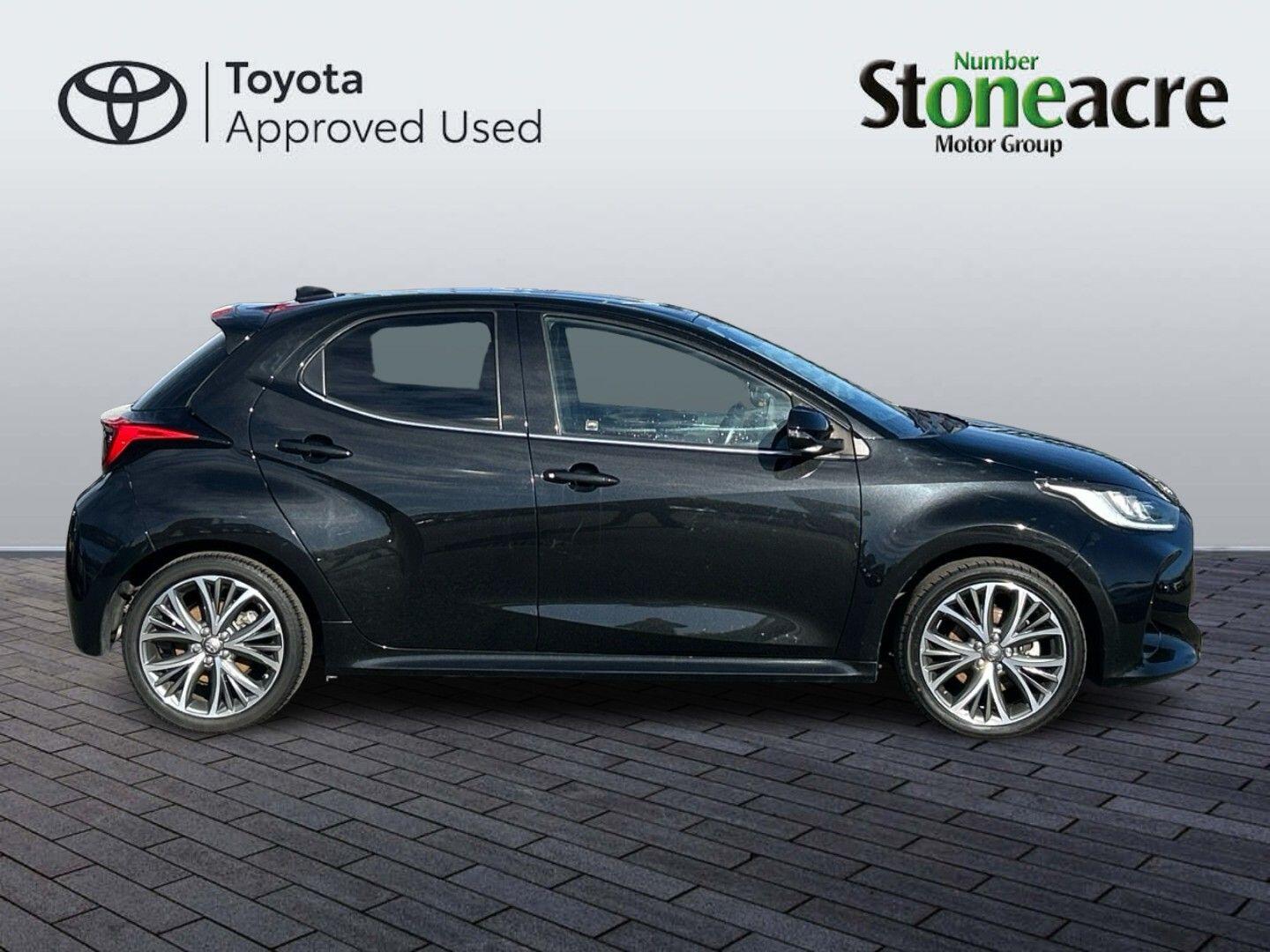 Used Toyota Yaris 2022 for sale - 76109101: Photo 4