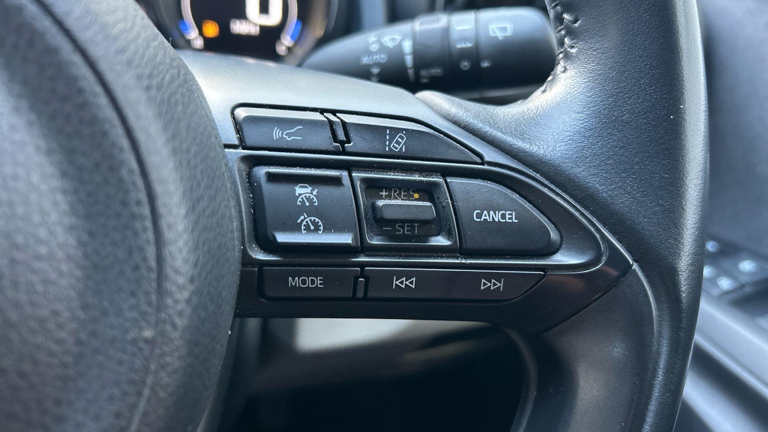 Used Toyota Yaris 2022 for sale - 76109101: Photo 40