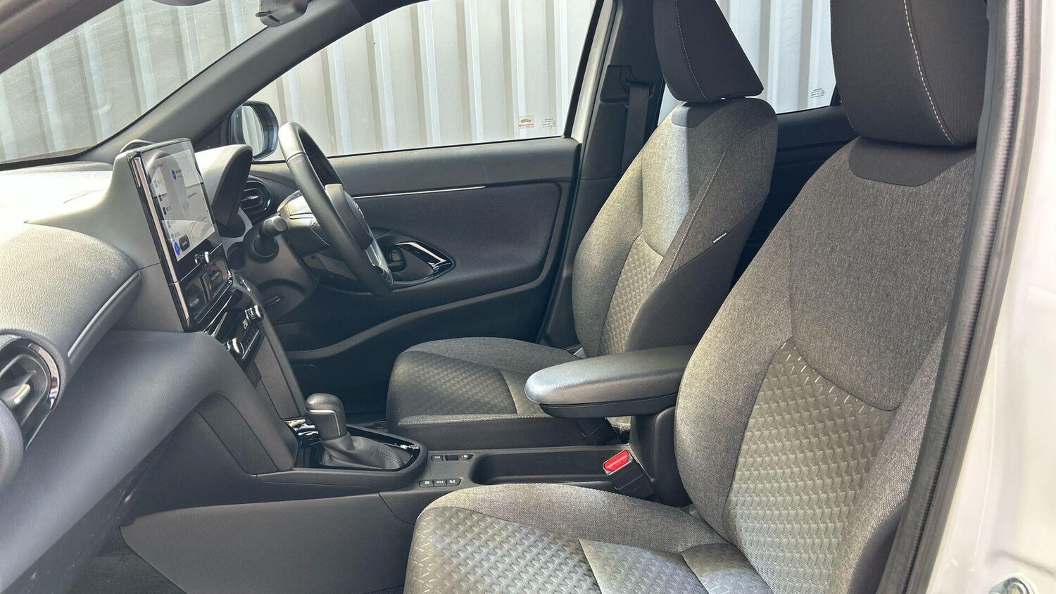 Used Toyota Yaris Cross 2024 for sale - 78185751: Photo 16