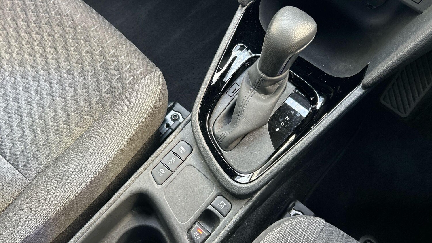 Used Toyota Yaris Cross 2024 for sale - 78185751: Photo 32