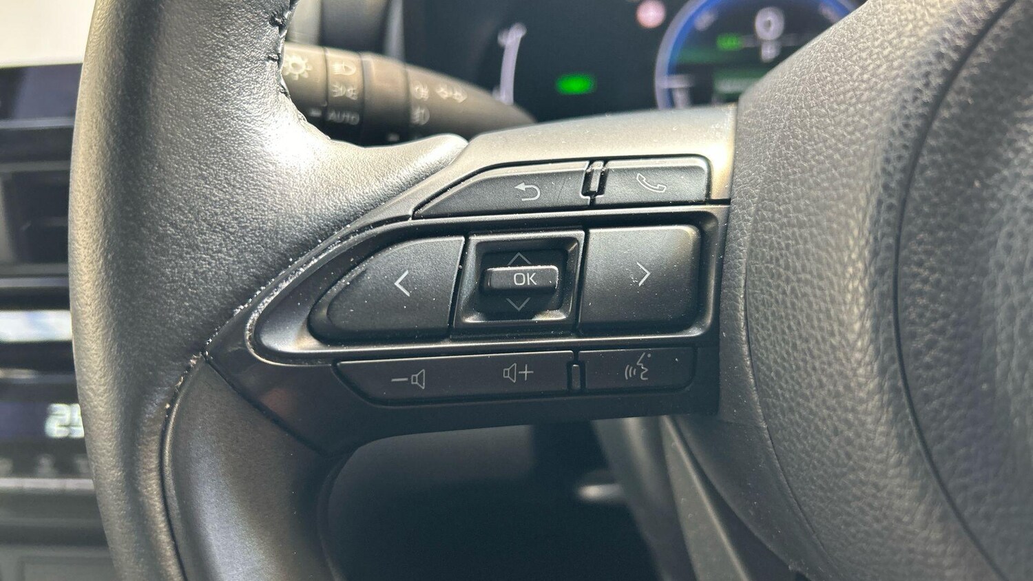 Used Toyota Yaris Cross 2024 for sale - 78185751: Photo 36