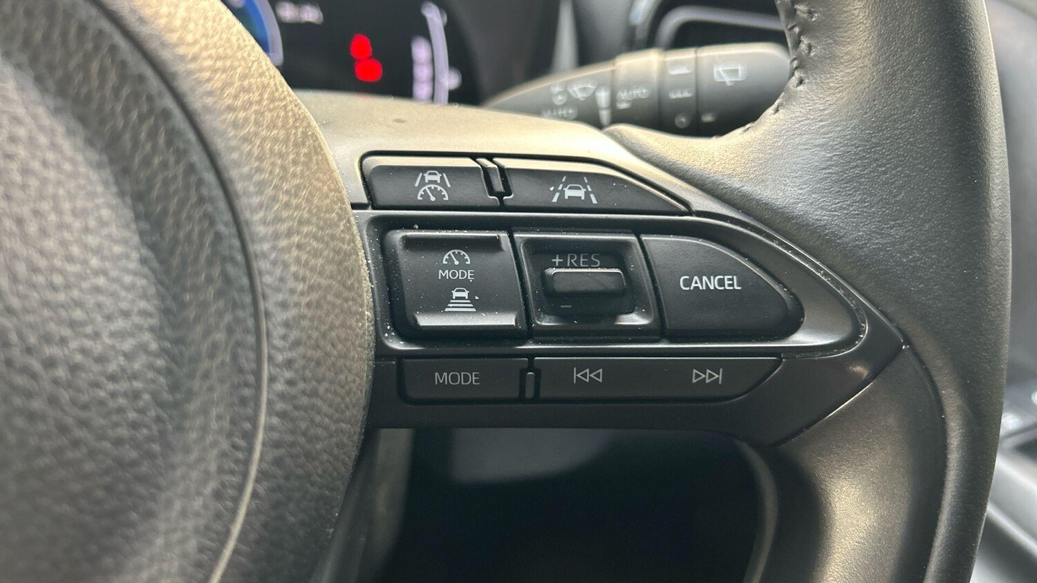 Used Toyota Yaris Cross 2024 for sale - 78185751: Photo 37