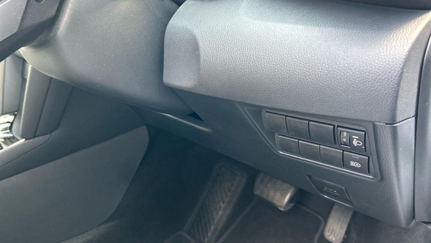 Used Toyota Yaris Cross 2024 for sale - 78185751: Photo 40