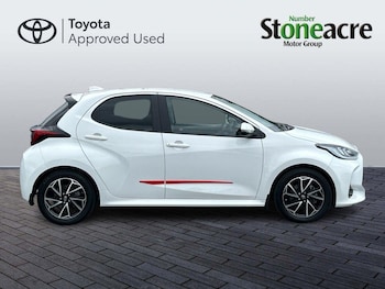 Used Toyota Yaris 2022 for sale - 78516522: Photo