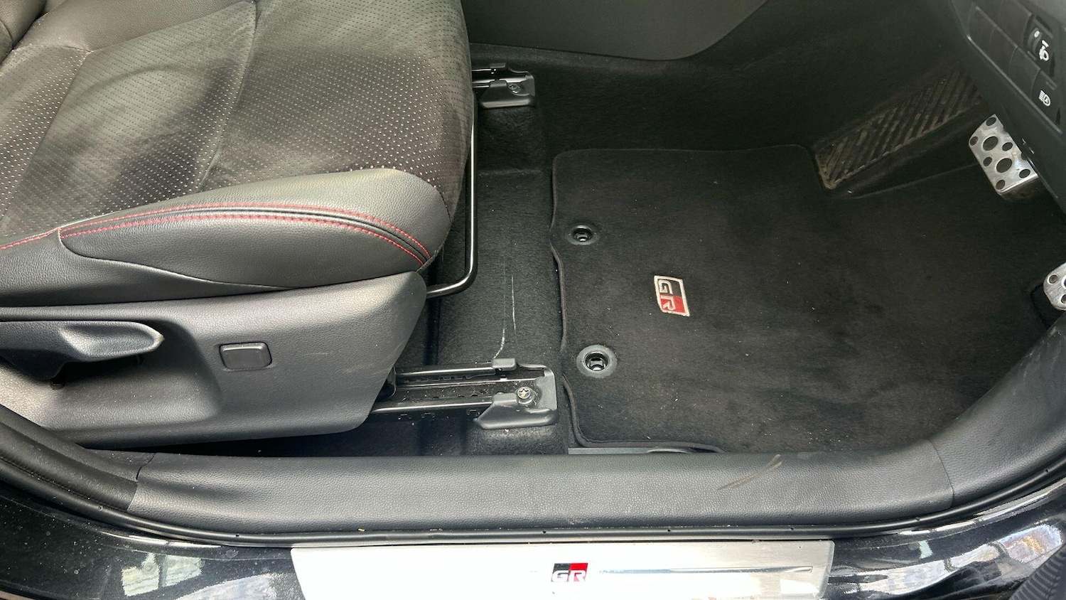 Used Toyota Yaris 2025 for sale - 77939703: Photo 40