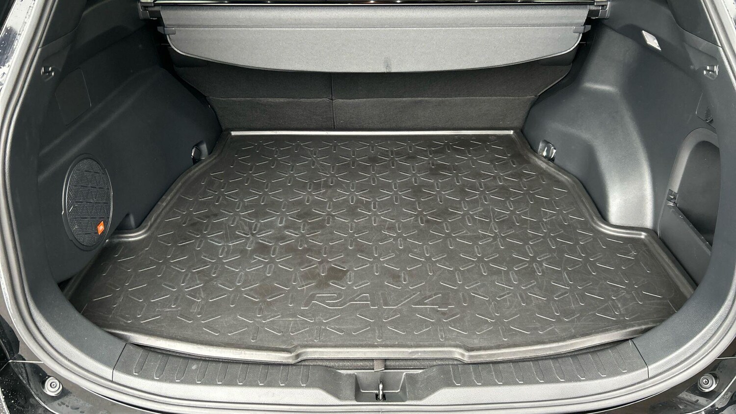 Used Toyota RAV4 2021 for sale - 77467989: Photo 18