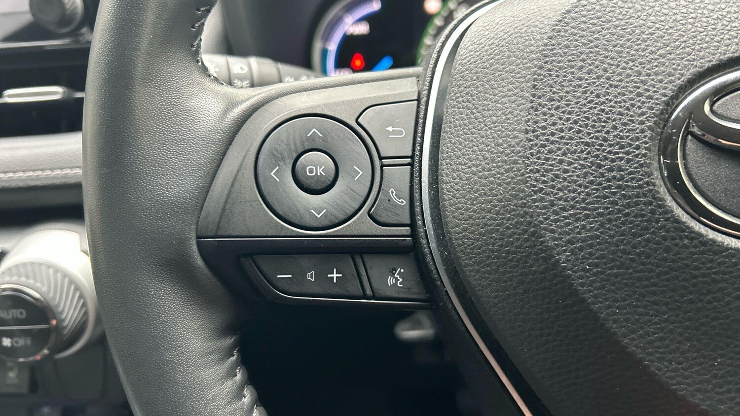 Used Toyota RAV4 2021 for sale - 77467989: Photo 39