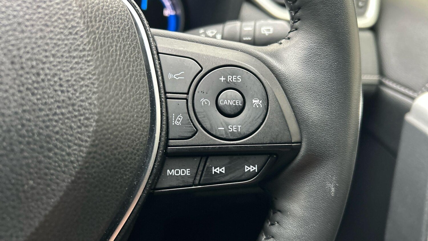 Used Toyota RAV4 2021 for sale - 77467989: Photo 40