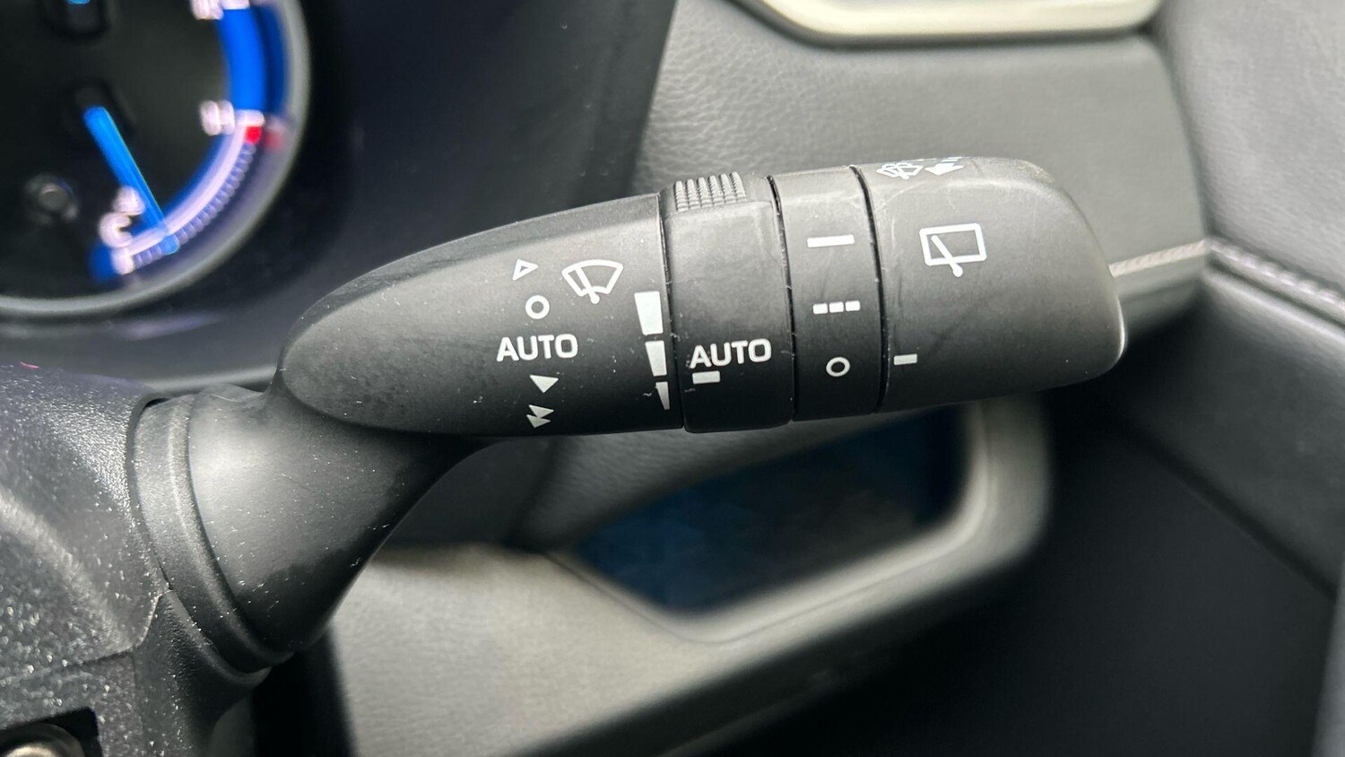 Used Toyota RAV4 2021 for sale - 77467989: Photo 41