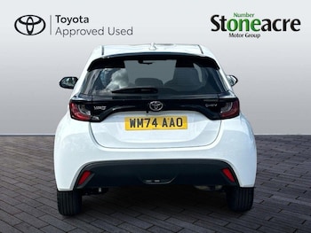 Used Toyota Yaris 2024 for sale - 78830468: Photo