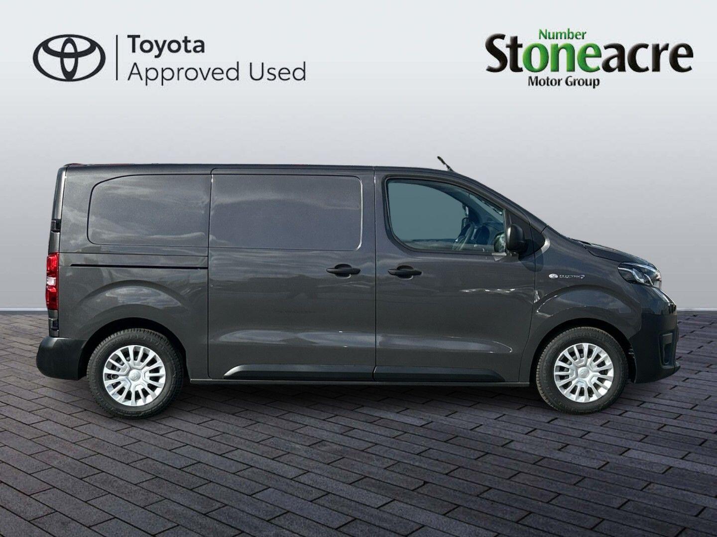 Used Toyota ProAce 2025 for sale - 78019048: Photo 2