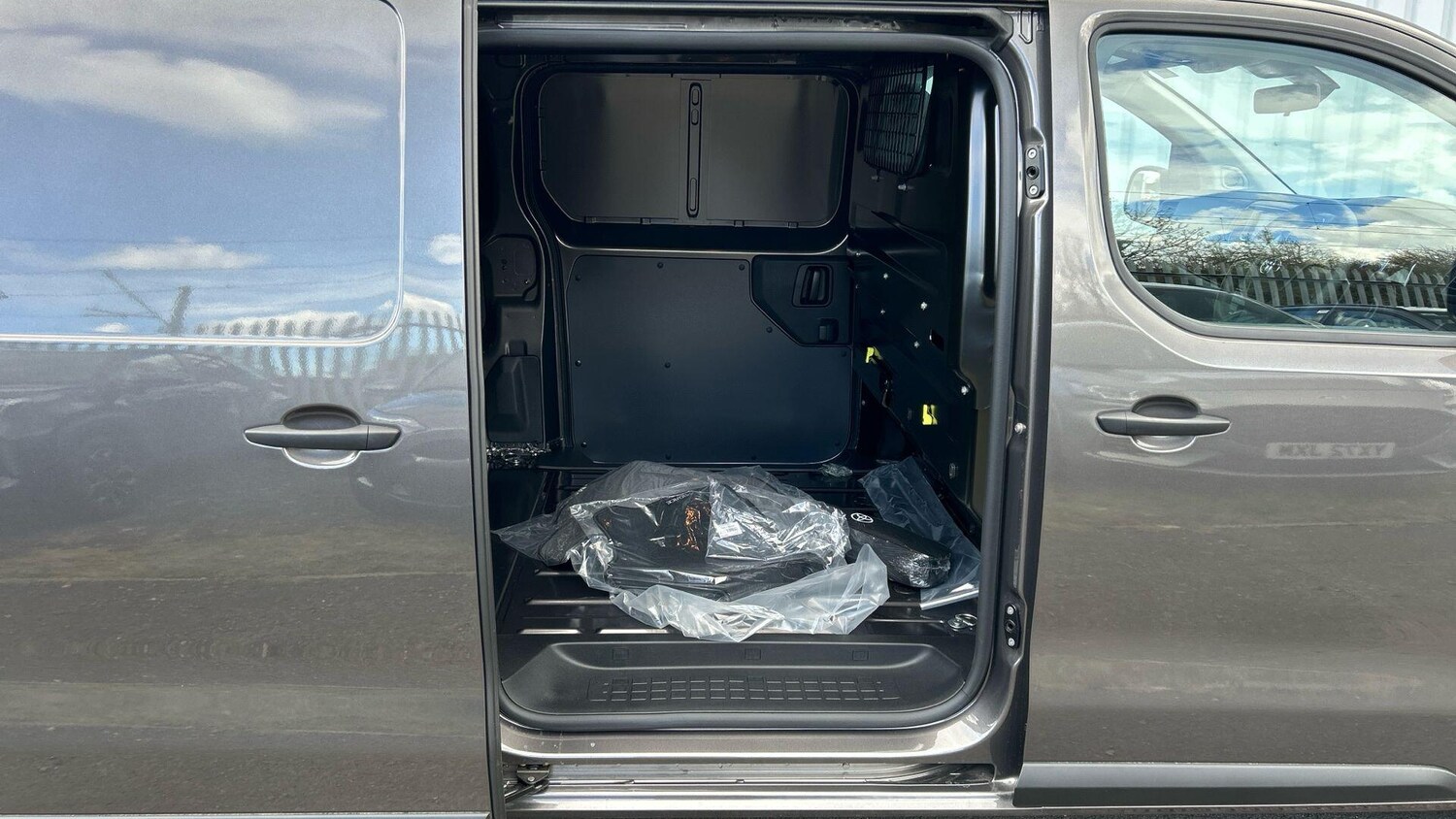 Used Toyota ProAce 2025 for sale - 78019048: Photo 49