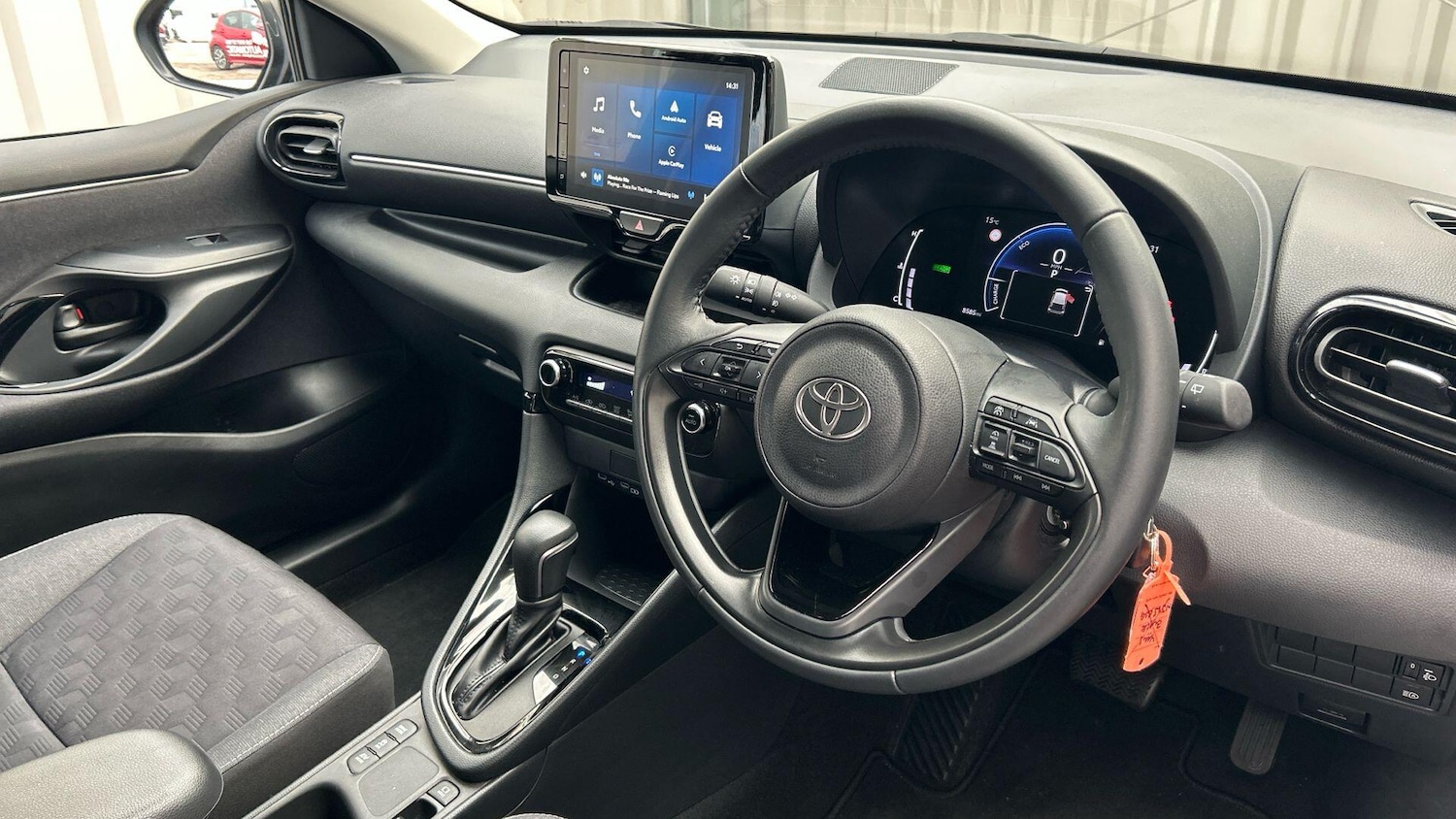 Used Toyota Yaris 2025 for sale - 77658542: Photo 12