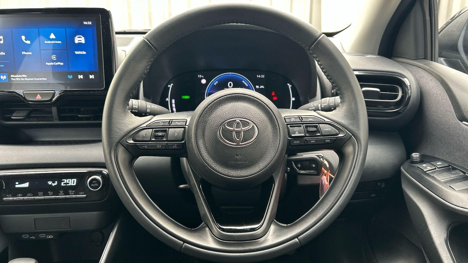 Used Toyota Yaris 2025 for sale - 77658542: Photo 14