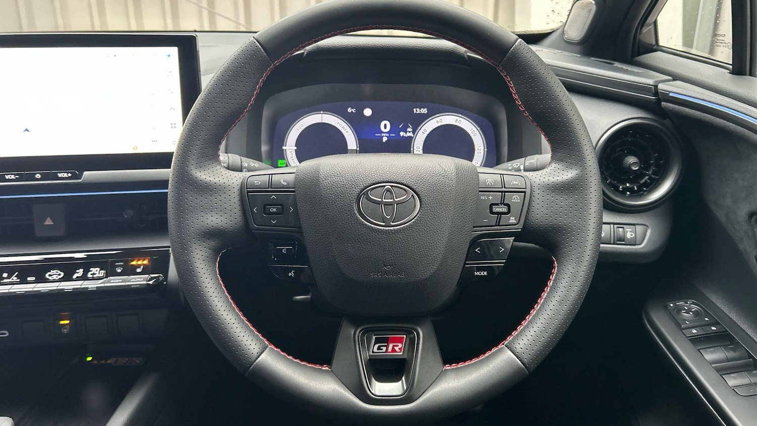 Used Toyota C-HR 2024 for sale - 77155975: Photo 12