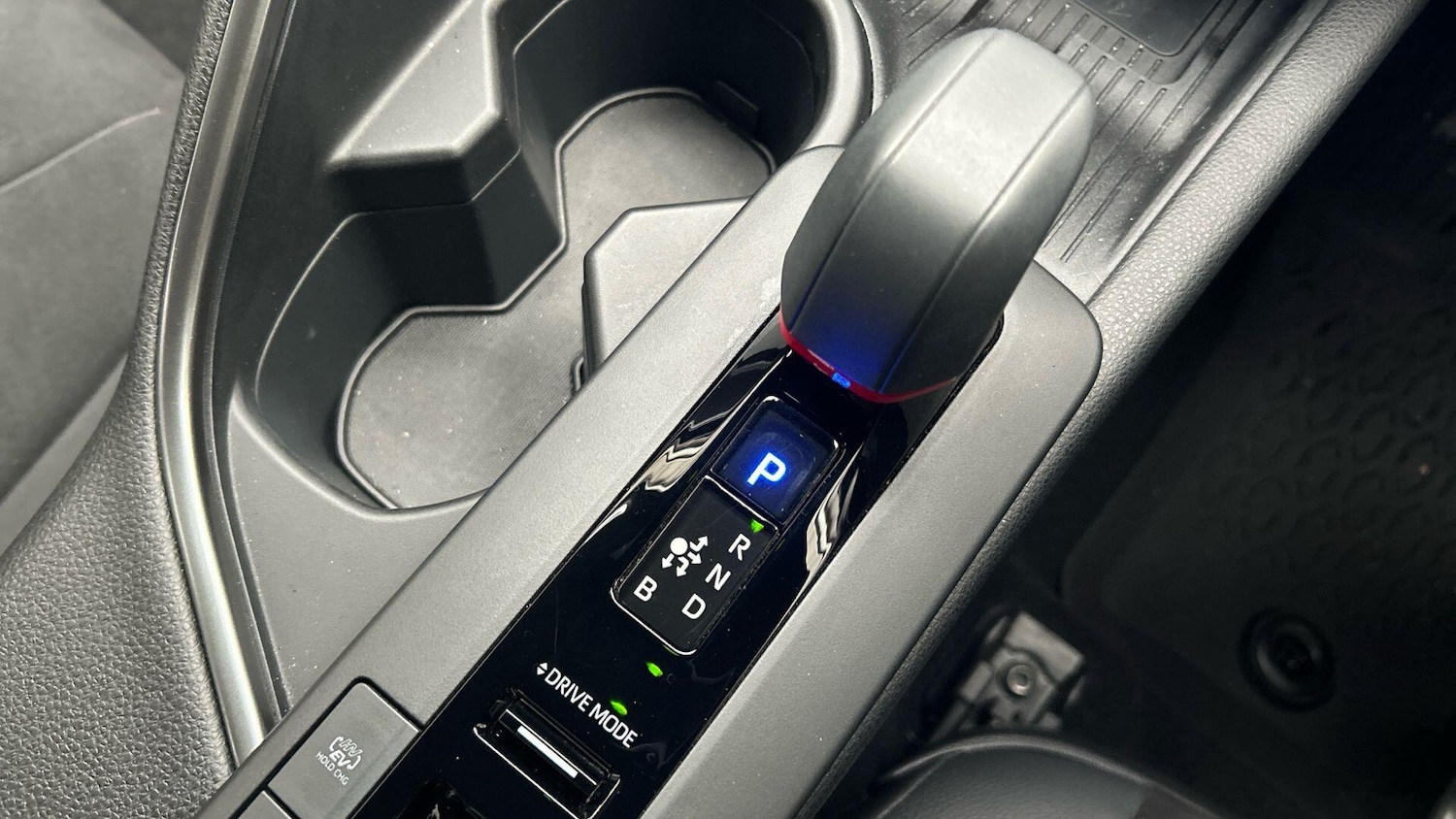 Used Toyota C-HR 2024 for sale - 77155975: Photo 30