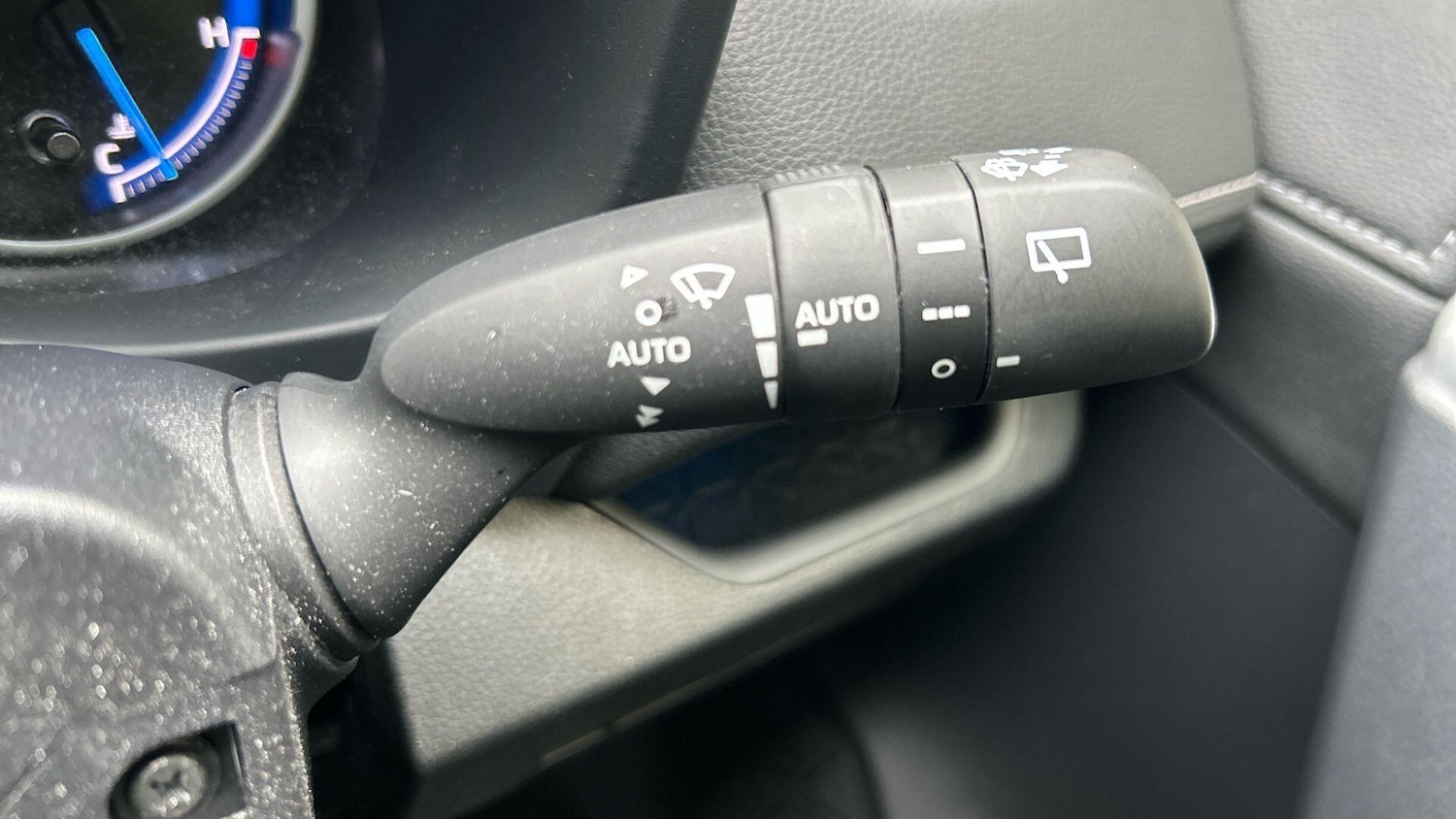 Used Toyota RAV4 2022 for sale - 76166635: Photo 39
