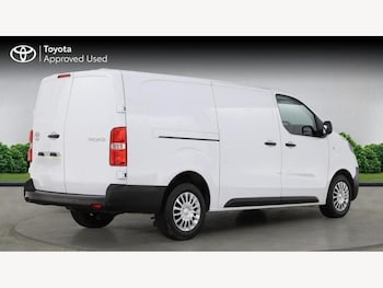 Used Toyota ProAce 2024 for sale - 79464382: Photo