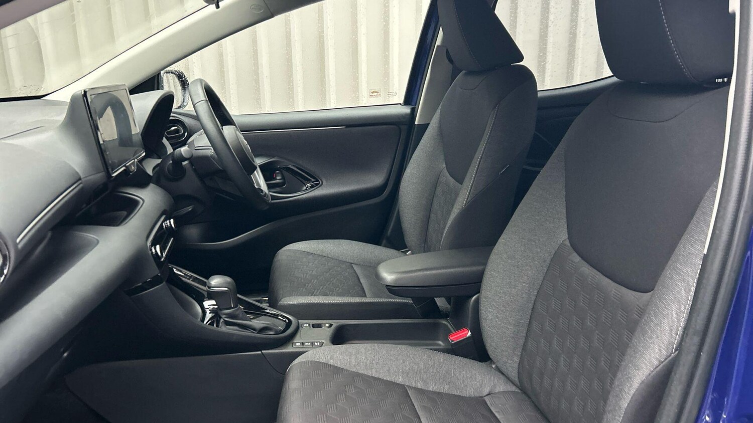 Used Toyota Yaris 2024 for sale - 77376136: Photo 14