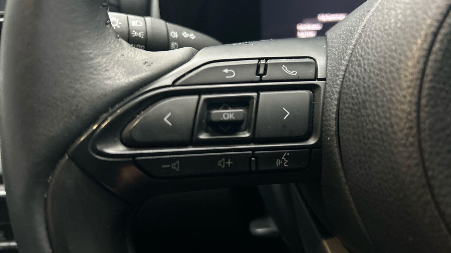 Used Toyota Yaris 2024 for sale - 77376136: Photo 31