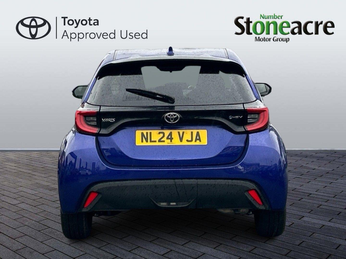 Used Toyota Yaris 2024 for sale - 77376136: Photo 4