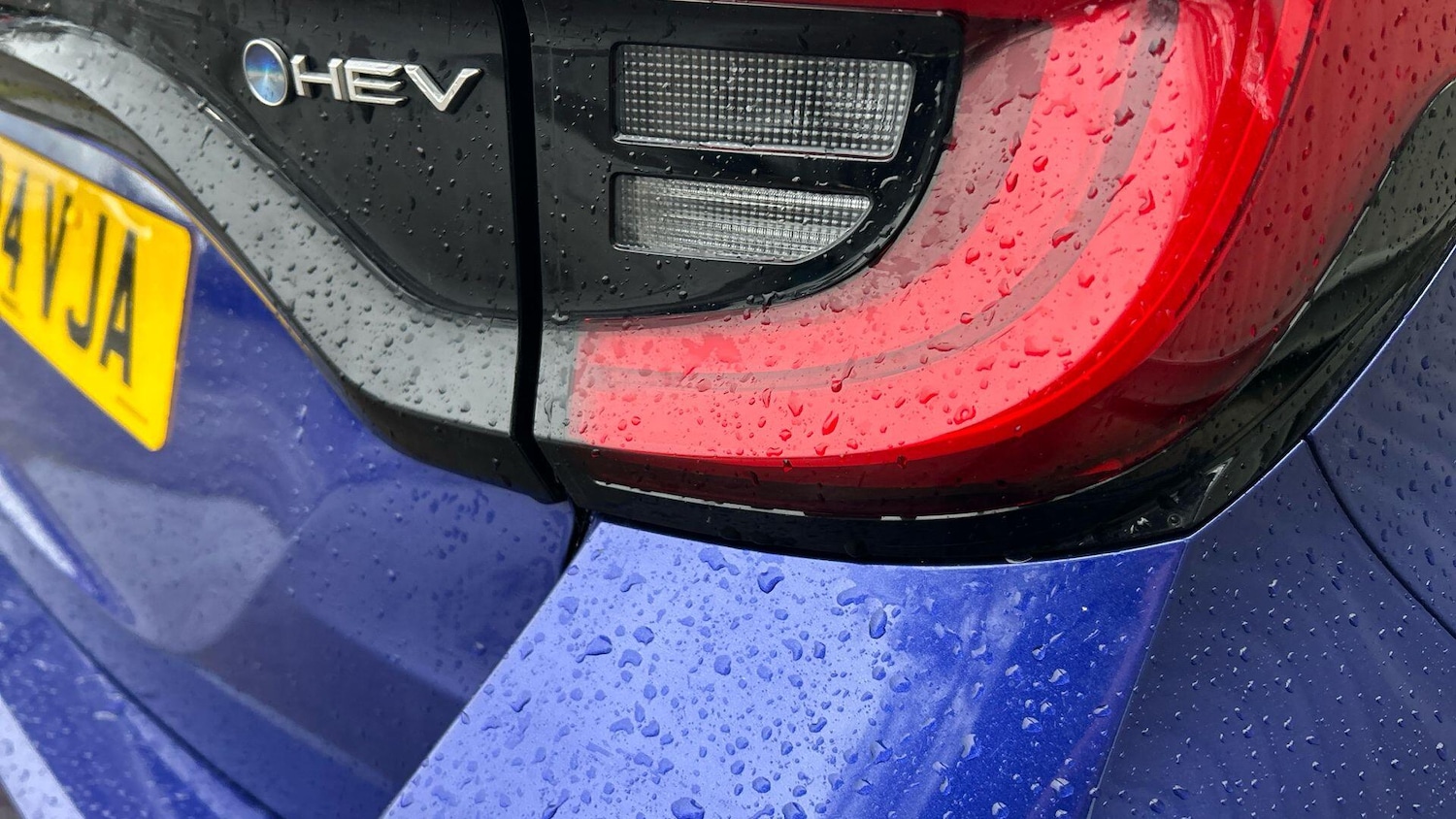 Used Toyota Yaris 2024 for sale - 77376136: Photo 43