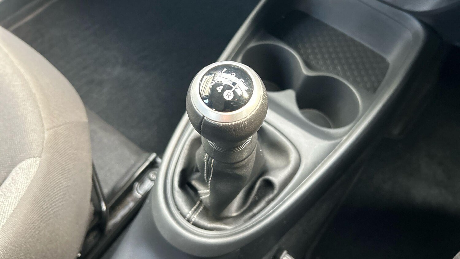 Used Toyota Aygo X 2024 for sale - 78019364: Photo 30