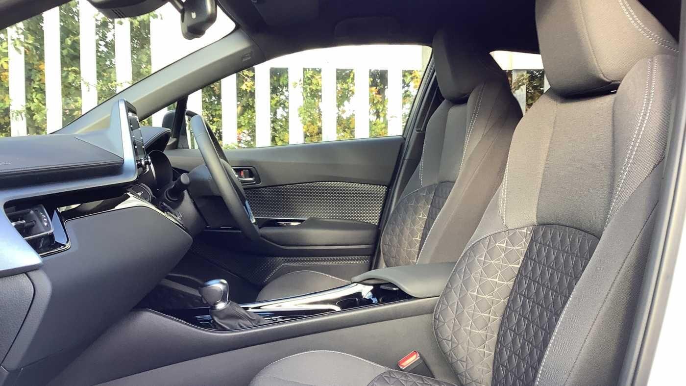 Used Toyota C-HR 2021 for sale - 76284063: Photo 15
