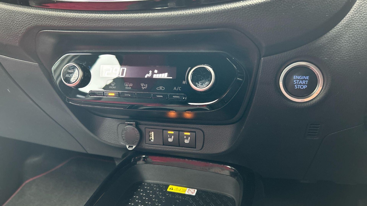 Used Toyota Aygo X 2023 for sale - 76865164: Photo 32