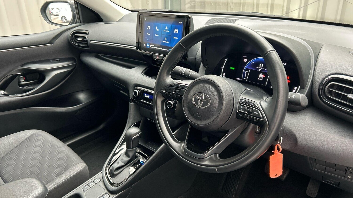 Used Toyota Yaris 2024 for sale - 77646611: Photo 12