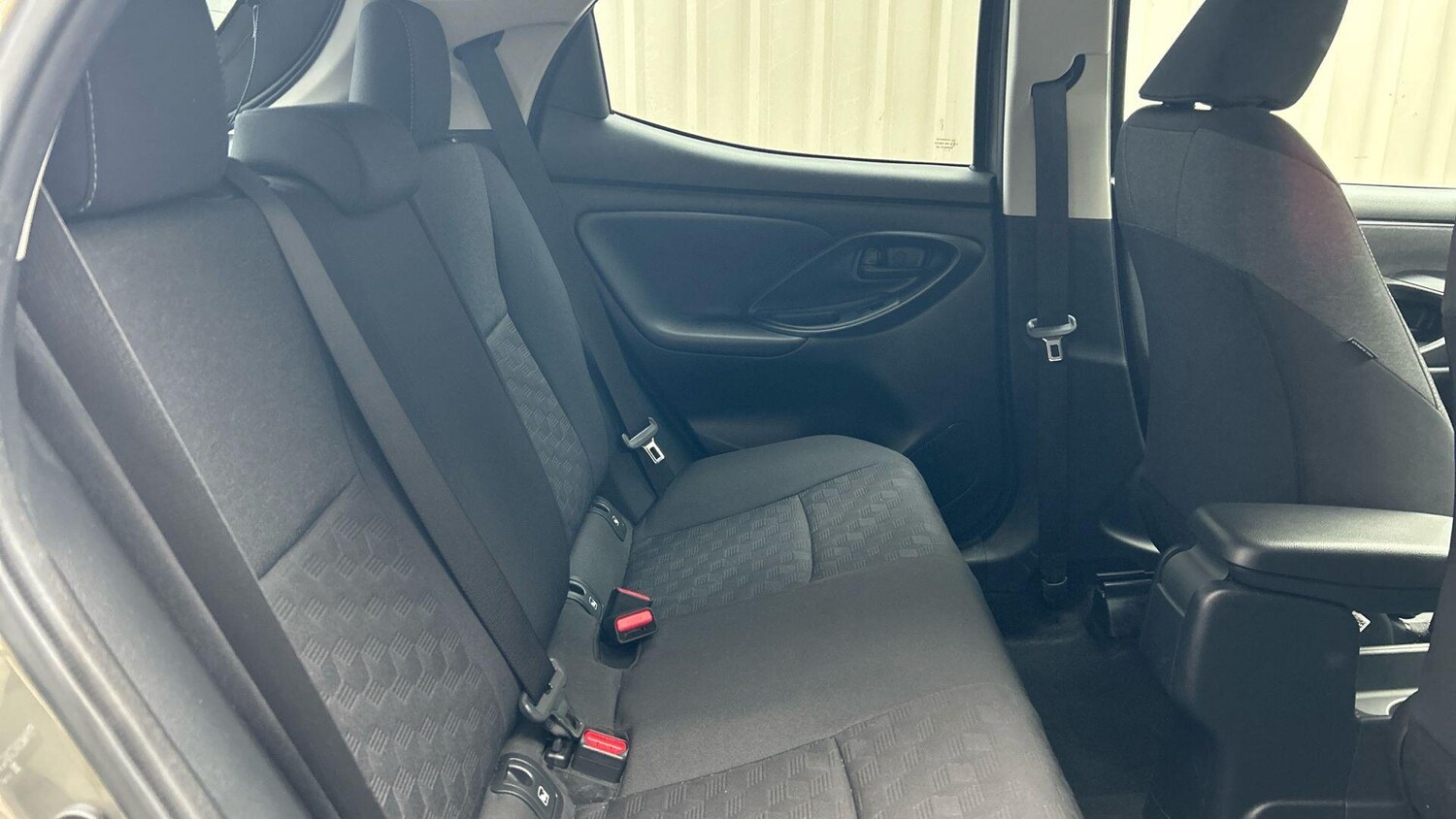 Used Toyota Yaris 2024 for sale - 77646611: Photo 18