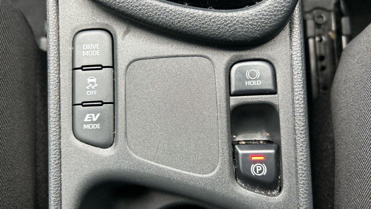 Used Toyota Yaris 2024 for sale - 77646611: Photo 34