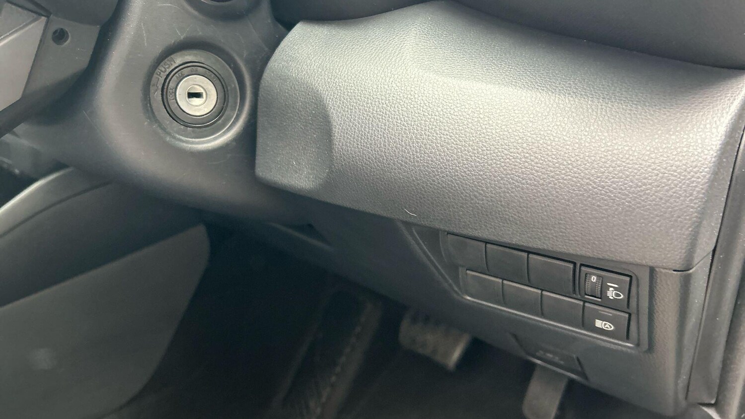 Used Toyota Yaris 2024 for sale - 77646611: Photo 36