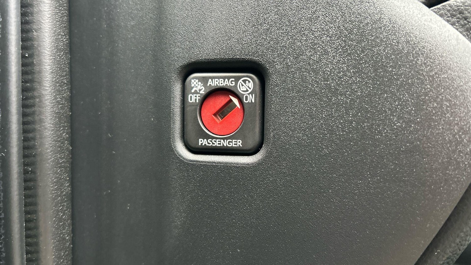 Used Toyota Yaris 2024 for sale - 77646611: Photo 41