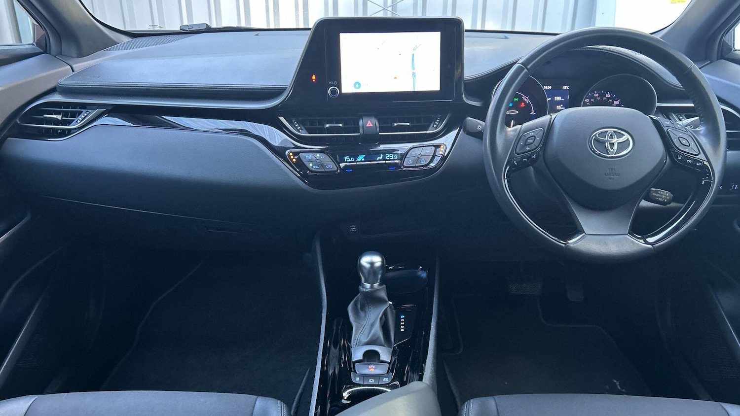 Used Toyota C-HR 2023 for sale - 76094978: Photo 11