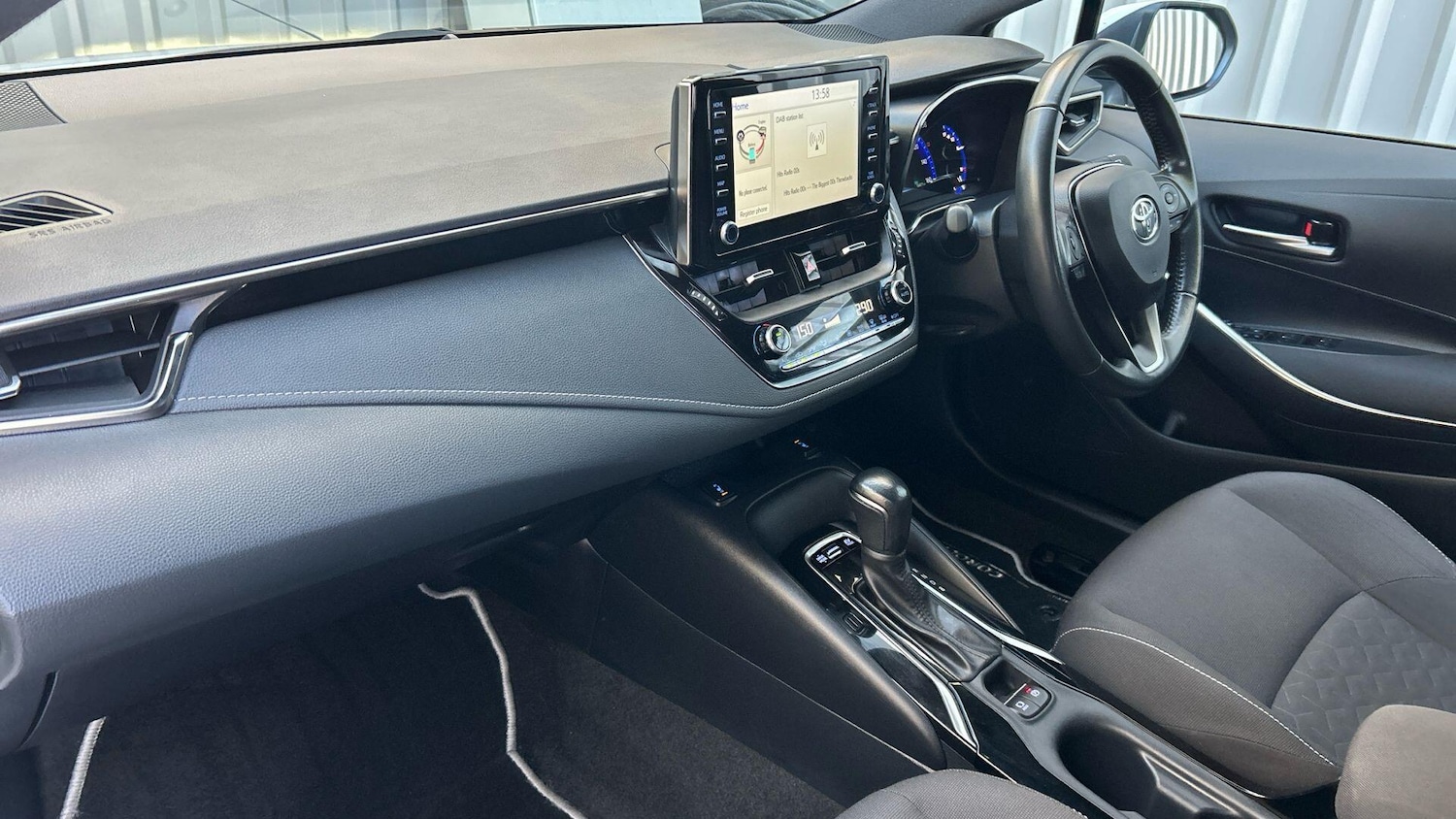 Used Toyota Corolla 2023 for sale - 76397903: Photo 44