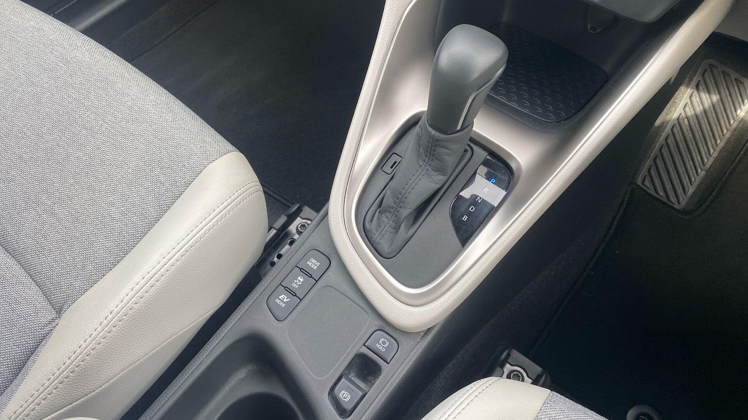 Used Toyota Yaris for sale - 76473322: Photo 31