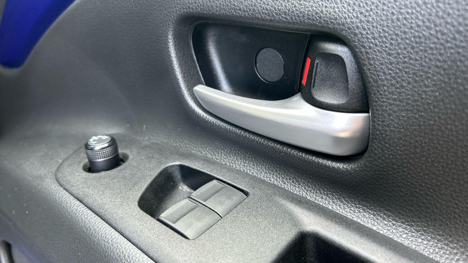 Used Toyota Aygo X 2023 for sale - 77939512: Photo 33