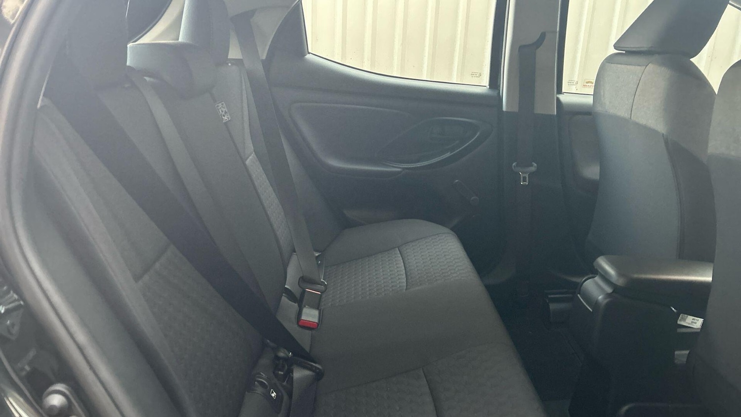 Used Toyota Yaris 2023 for sale - 76802366: Photo 16