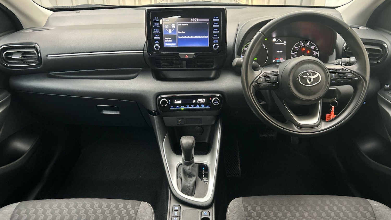 Used Toyota Yaris 2023 for sale - 76802366: Photo 9